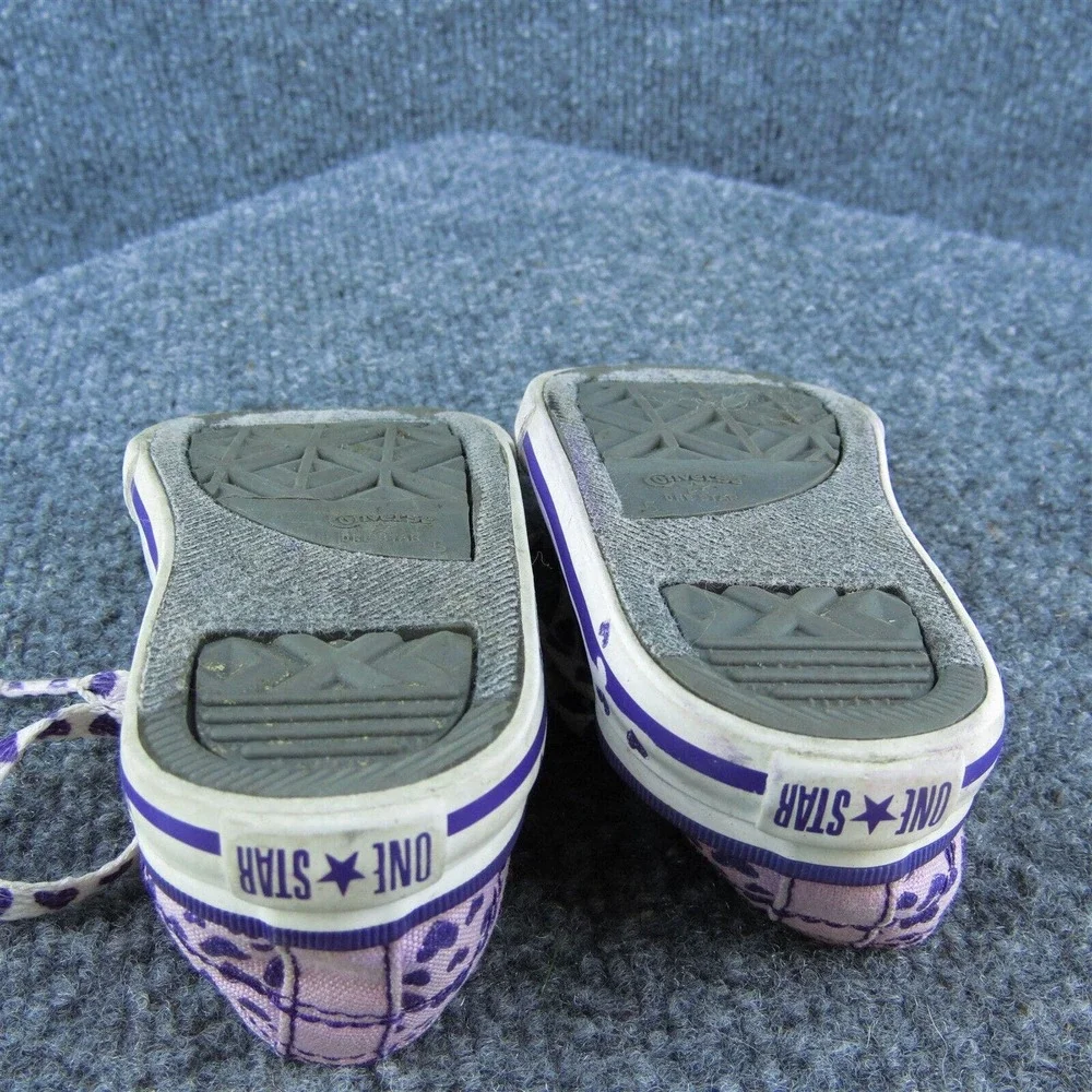 Converse Girls Sneaker Shoes Purple Fabric Lace Up Size‎ T 5 Medium